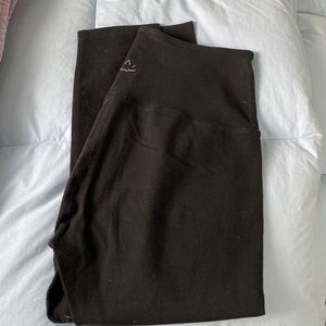 Beyond Yoga Capri leggings M